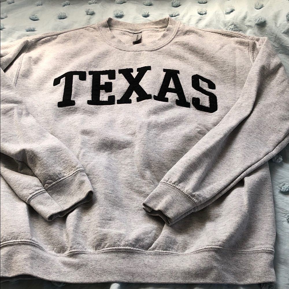 Gildan Heavy Blend Gray Sweatshirt